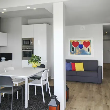 Vittoria Apartment *